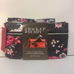 Kelly & Katie My Back-up Buddy Wristlet Battery